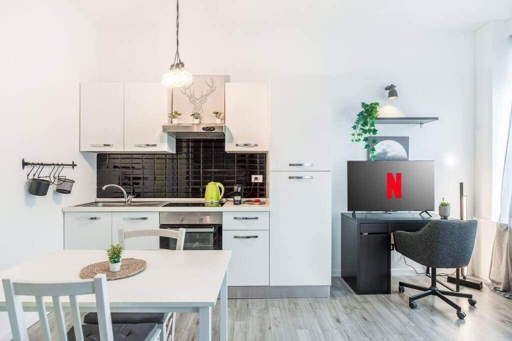 2 Minutes From Central Station-Exclusive Open Space Mediolan Zewnętrze zdjęcie